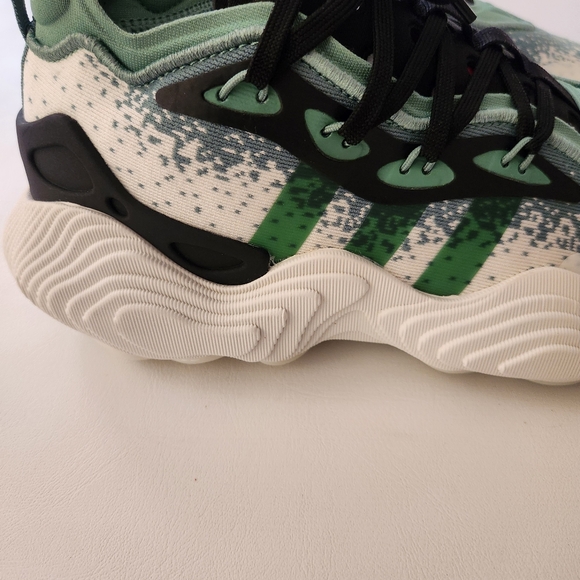 Adidas Trea Young 3 Basketball Sneakers - Picture 2 of 12